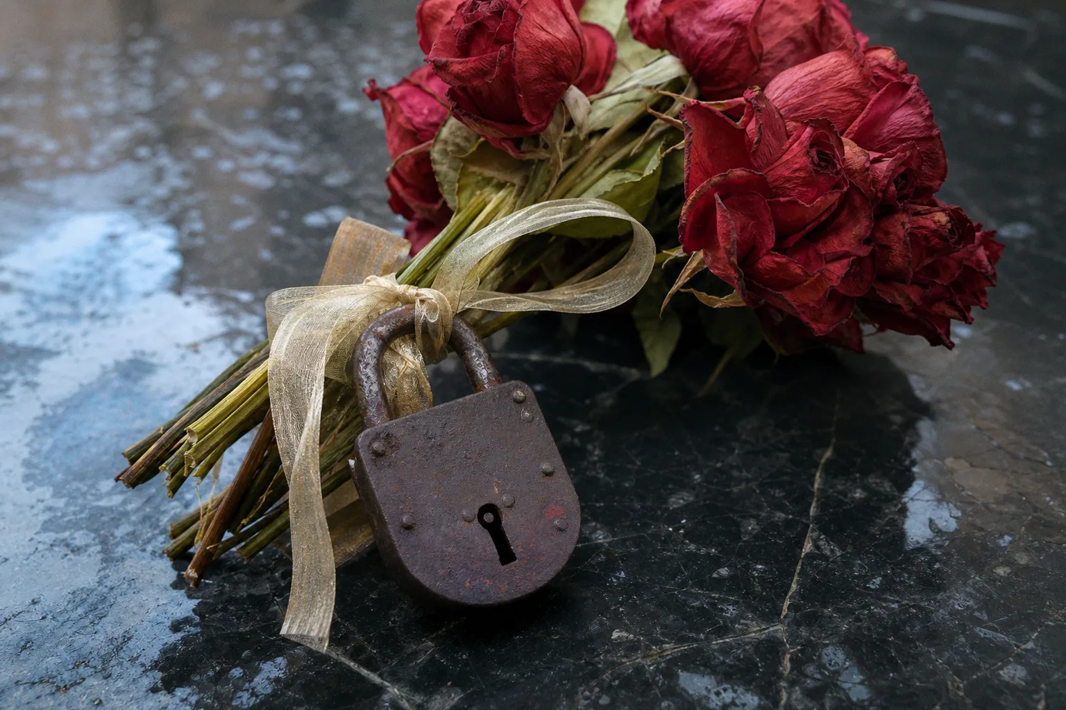 Double authentification sur les sites de rencontre : une nécessité ?