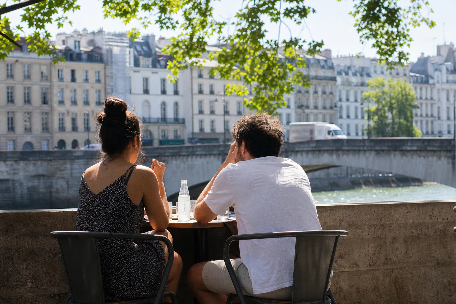L'intelligence artificielle est-elle compatible avec le tchat amoureux