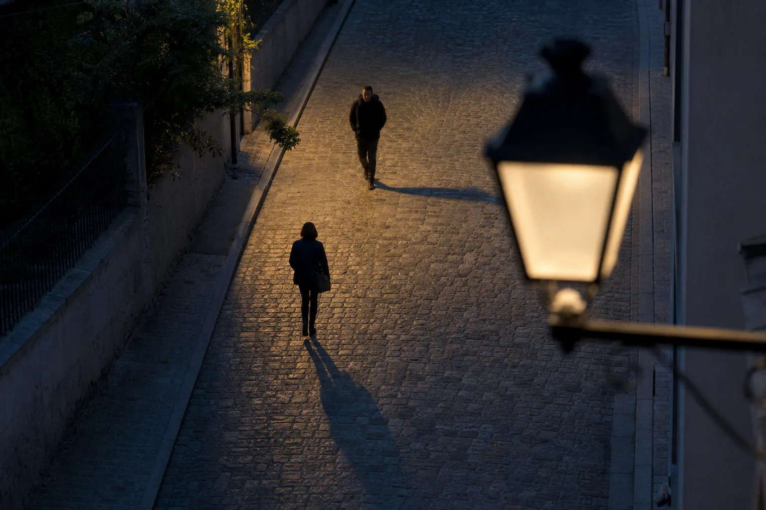Site de rencontre autour de moi : la proximité est-elle un atout ?