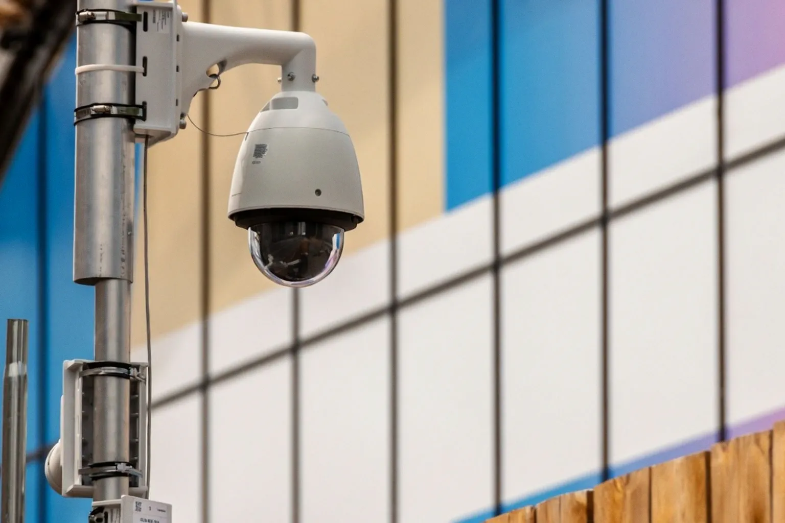 Surveillance numérique et contrôle social : le piège de l'élargissement du filet